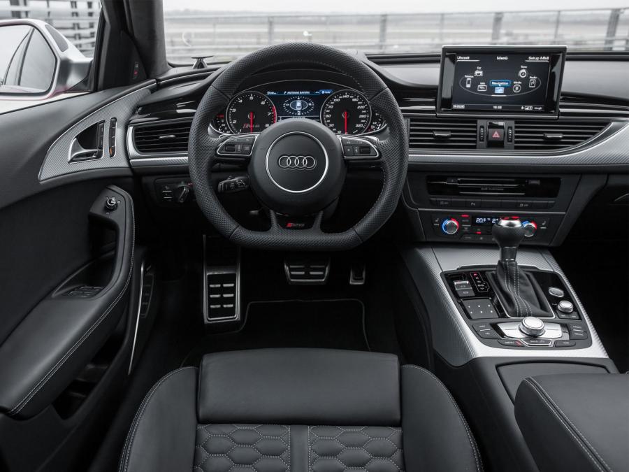 Торпедо Audi RS6 Avant (4G, C7) 2013 года  (WW) (фото 9 из 90)